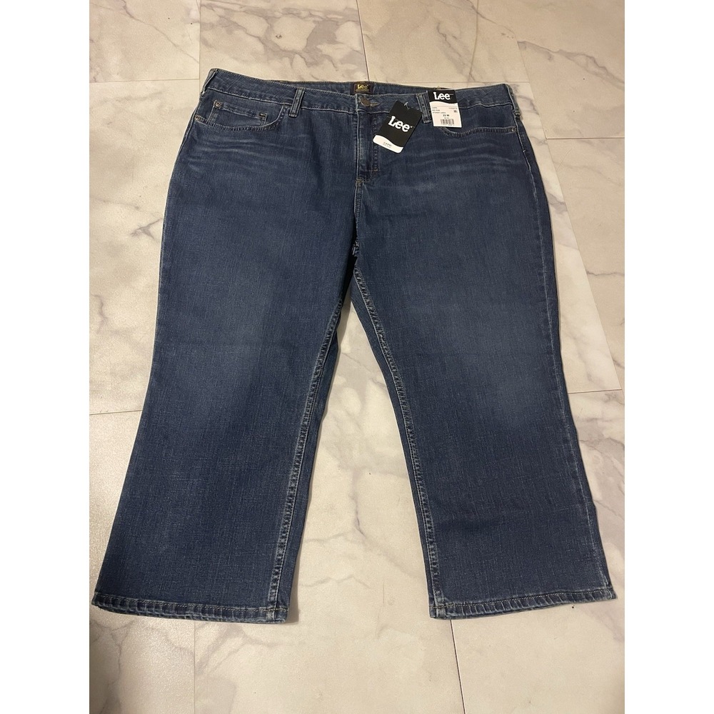 Lee Jeans Womens 22 Plus Blue Mid Rise Capri Stormy‎ Lines Dark Wash Denim G0157